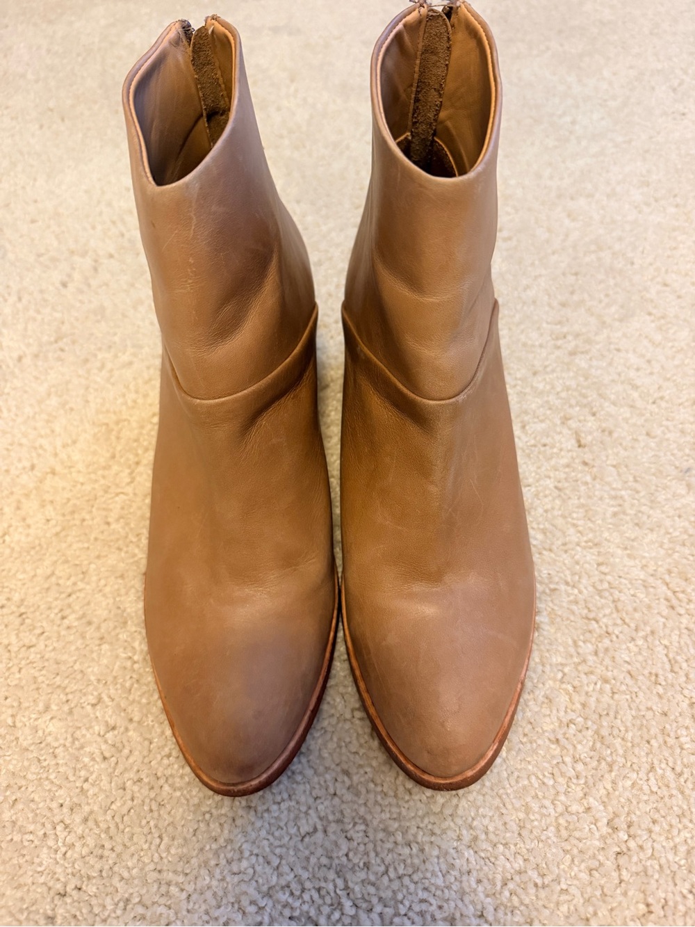 Nisolo Dari 2.0 Tan Almond Booties